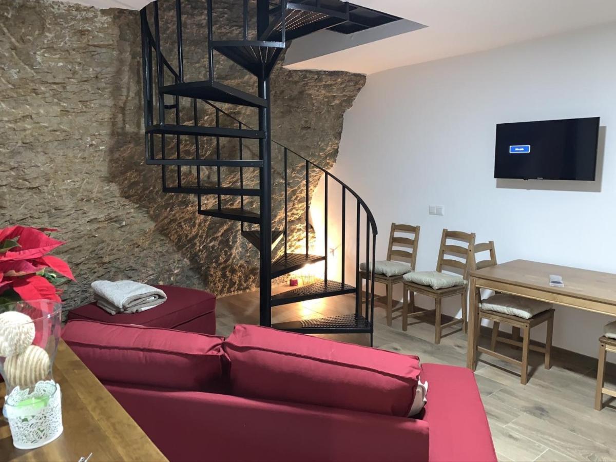 Apartamentos3Cuevas Setenil De Las Bodegas エクステリア 写真