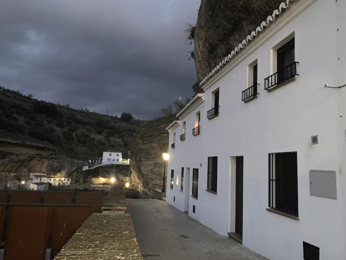 Apartamentos3Cuevas Setenil De Las Bodegas エクステリア 写真